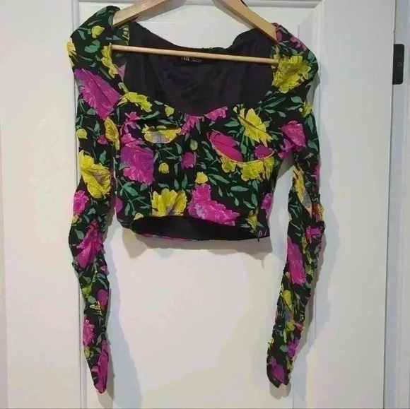 ZARA | Pink/Black/Yellow/Green Rcuhed Long  Sleeve Corset Crop Top - Picture 3 of 8